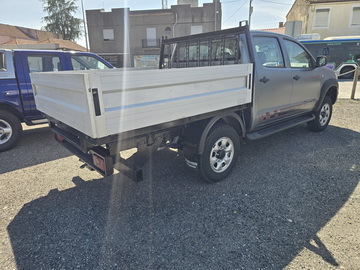 Toyota Hilux 4x4