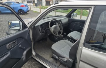 Mitsubishi Pickup L200 4Lugares